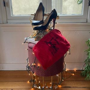 Used Christian Louboutin Round Toe Heels